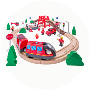 Дървени писти, колички и влакчета