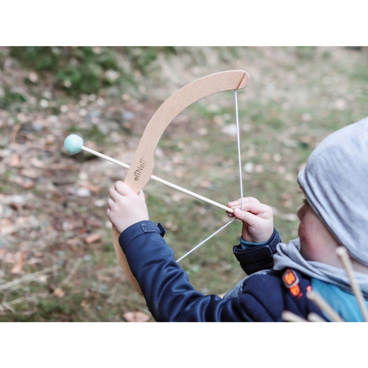 Дървен лък със стрели и мишена