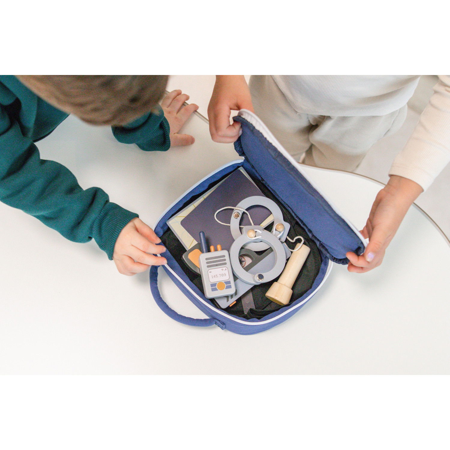 Полицейски комплект за деца