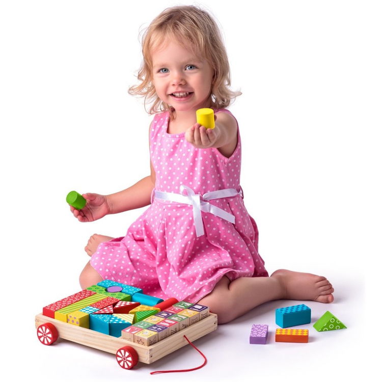 Дървен цветен конструктор с количка