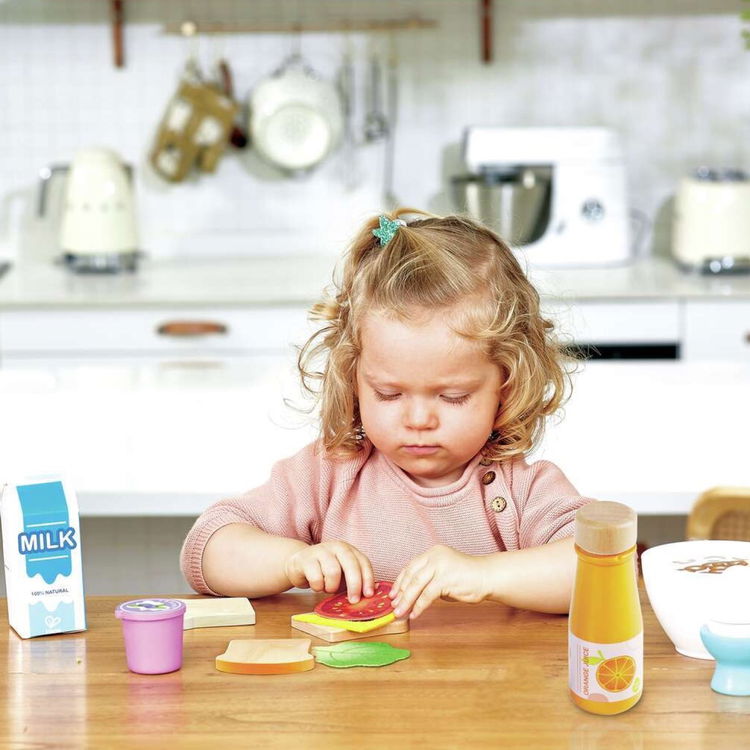 Дървен комплект Закуска, Hape