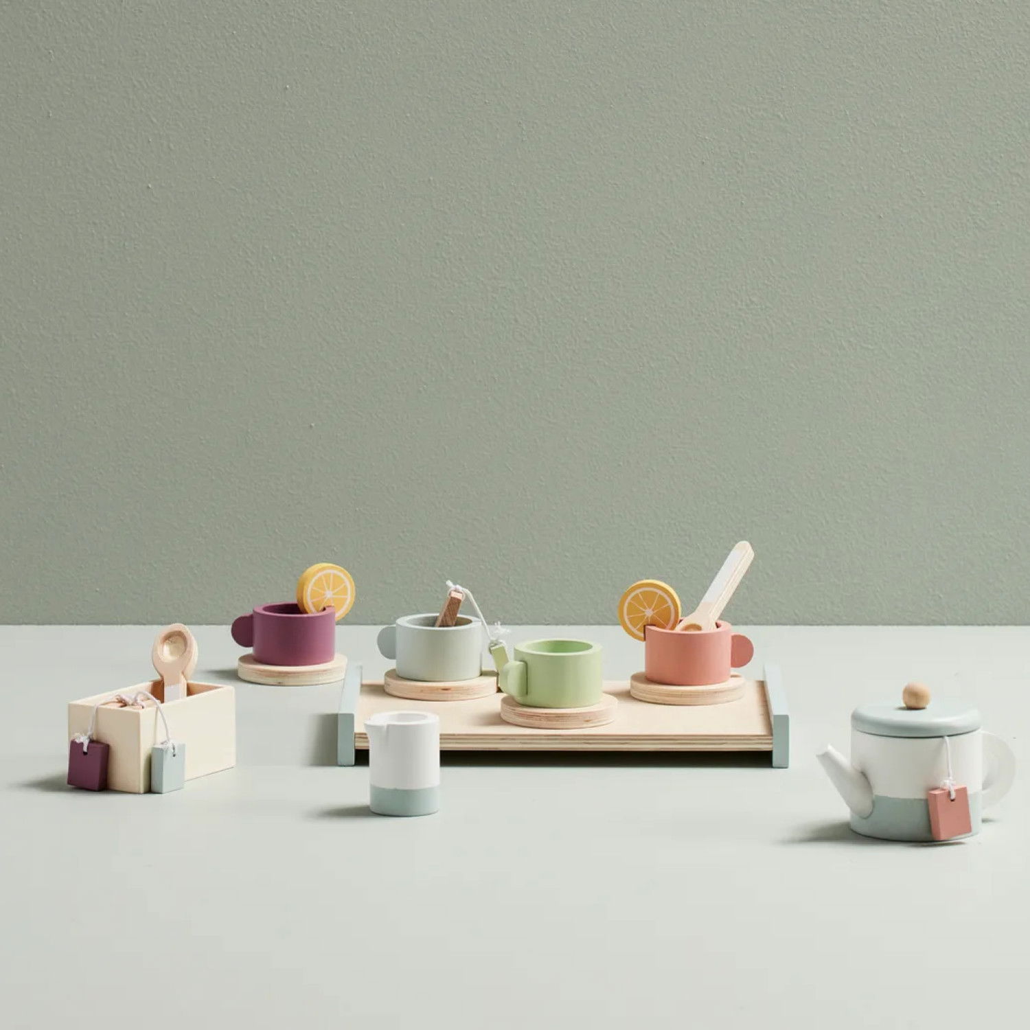 Чаен сервиз за деца