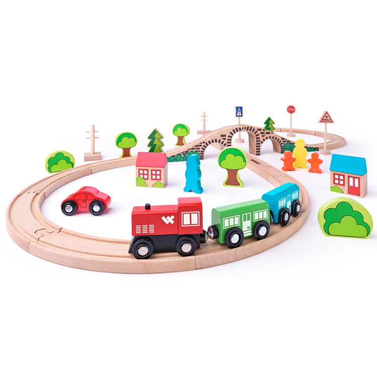 Комплект дървено влакче с релси и аксесоари, 40 части