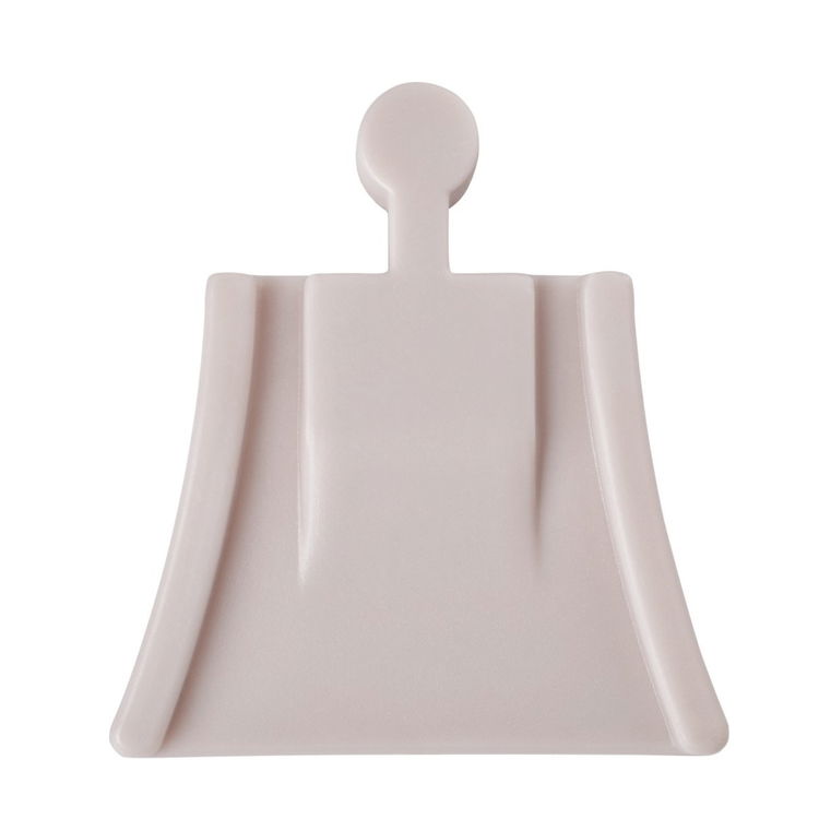 Дървен гараж с асансьор и колички