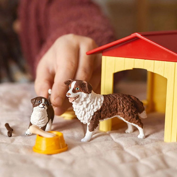 Комплект Къщата на кученцата, Schleich