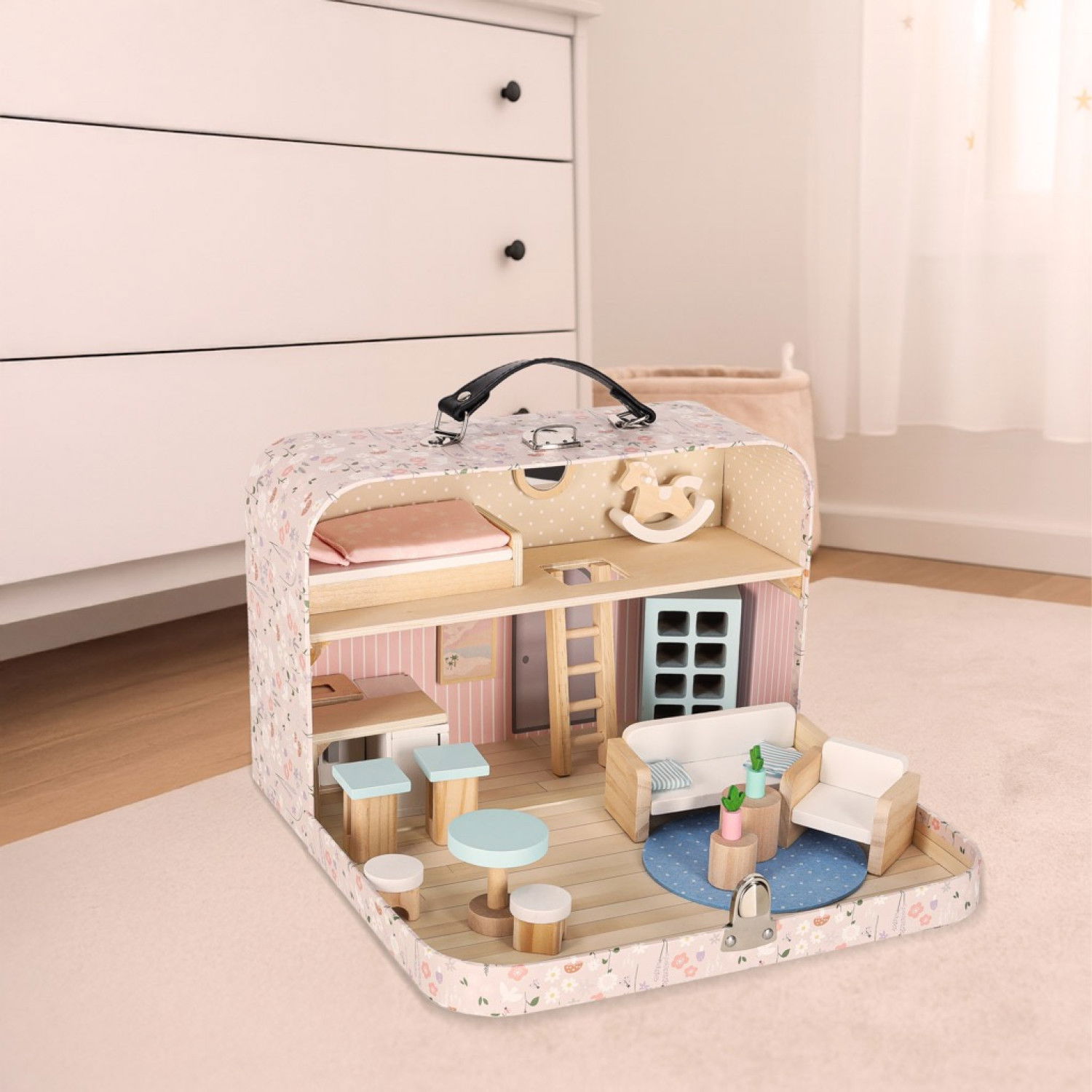 Къща за кукли в куфарче с аксесоари