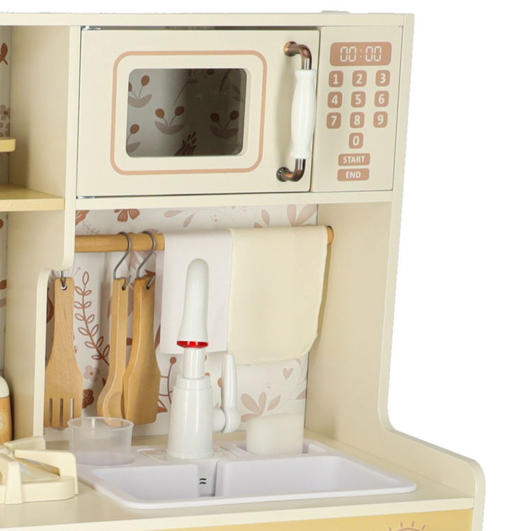Детска дървена кухня с вода, звуци и светлина