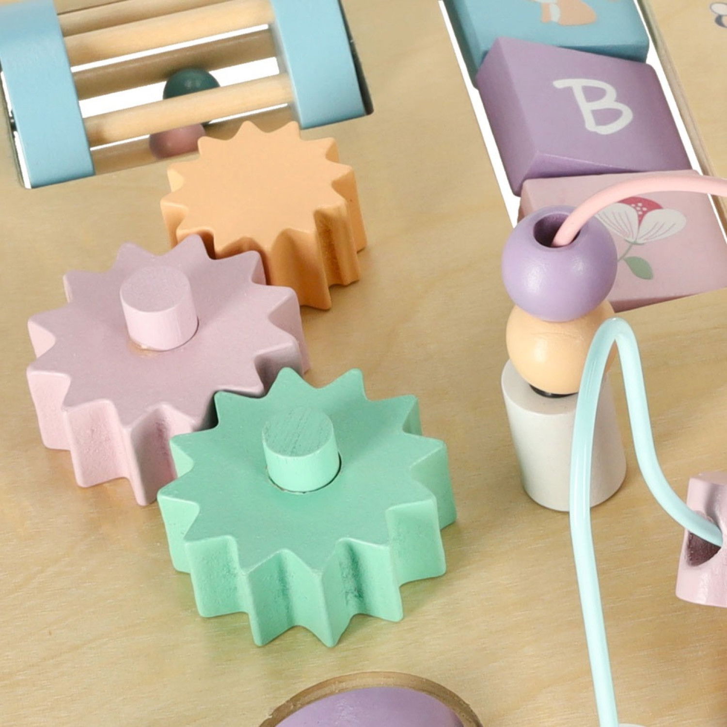 Многофункционална маса с активности Роуз