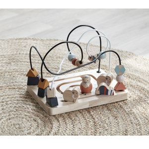 Дървен лабиринт с мъниста и фигурки