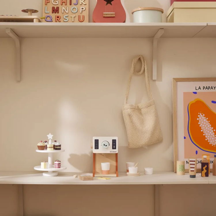 Дървен кафе магазин