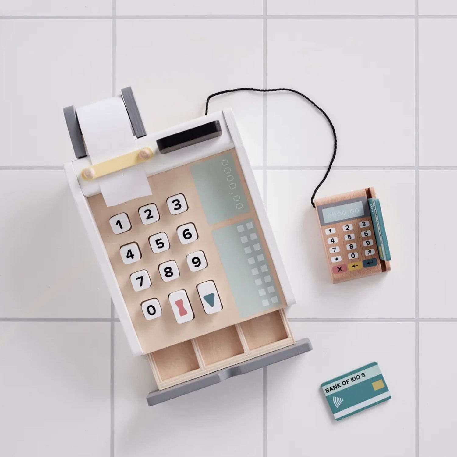 Дървен касов апарат