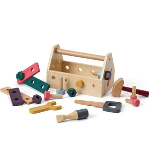 Кутия с инструменти за малки майстори