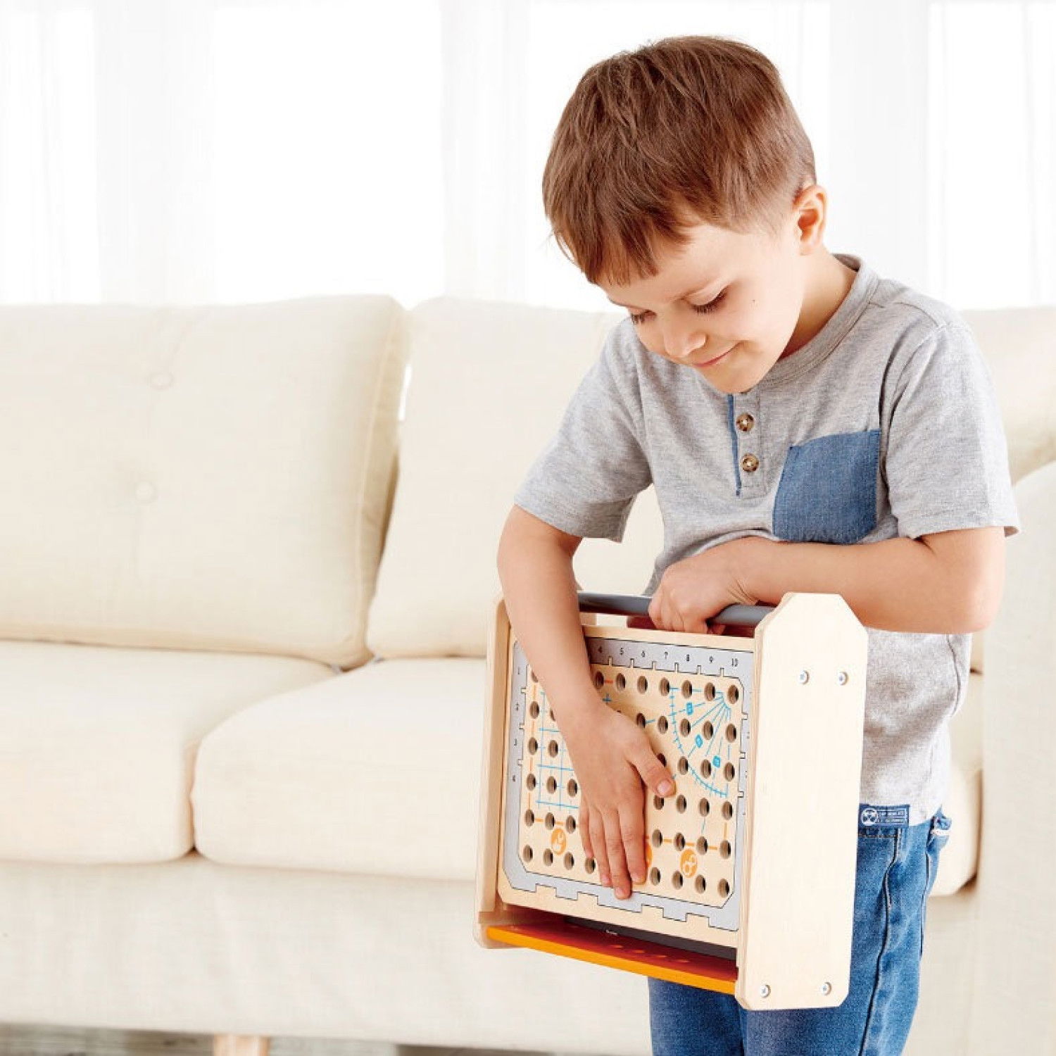 Дървена работилница Изобретател, Hape