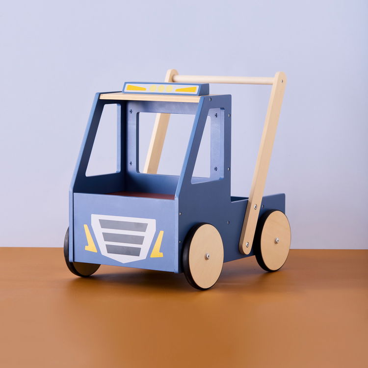 Дървена проходилка Камионче