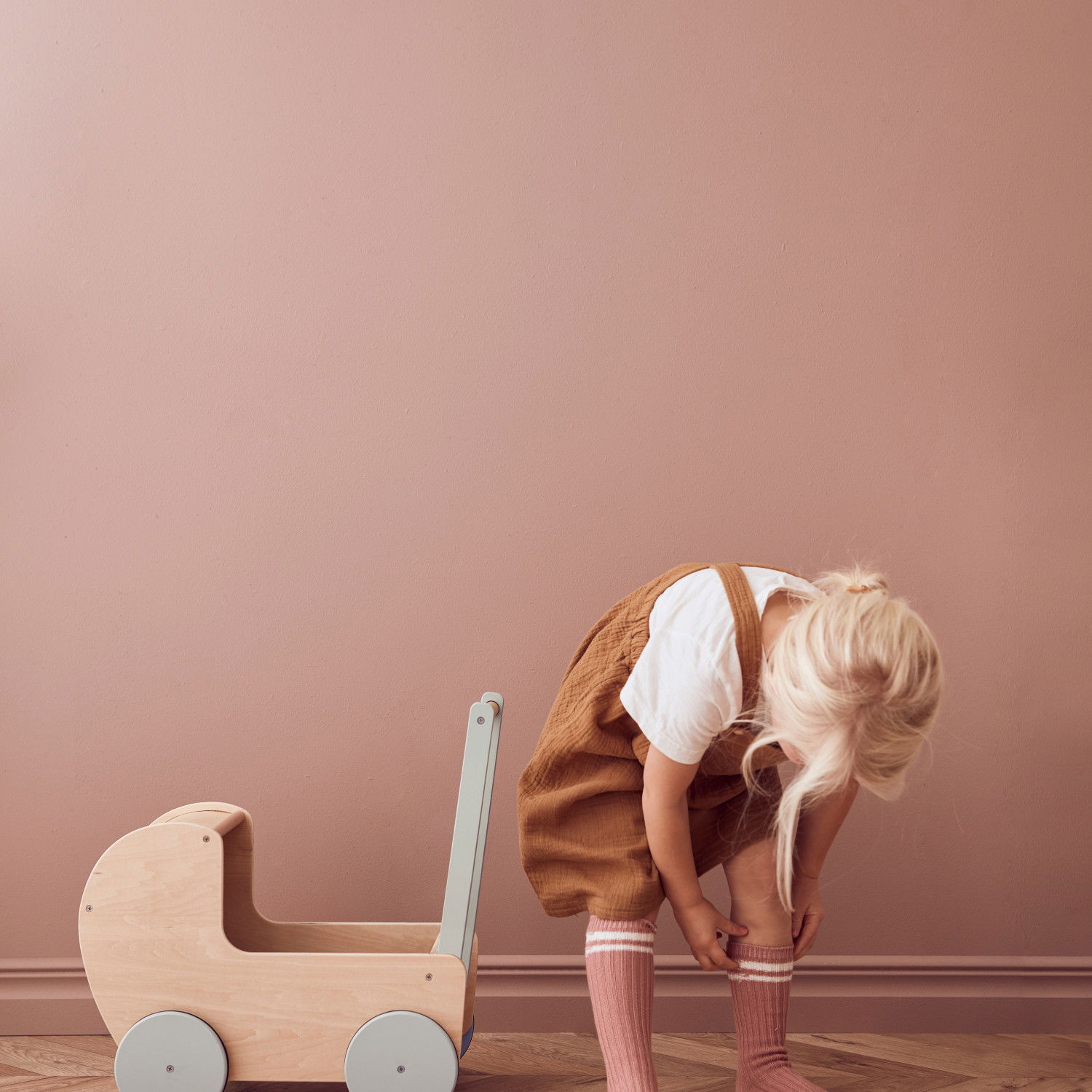 Дървена количка за кукли Nature