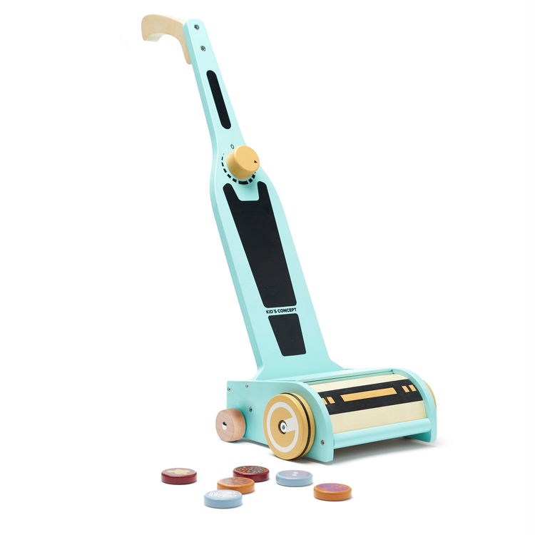 Дървена играчка Прахосмукачка