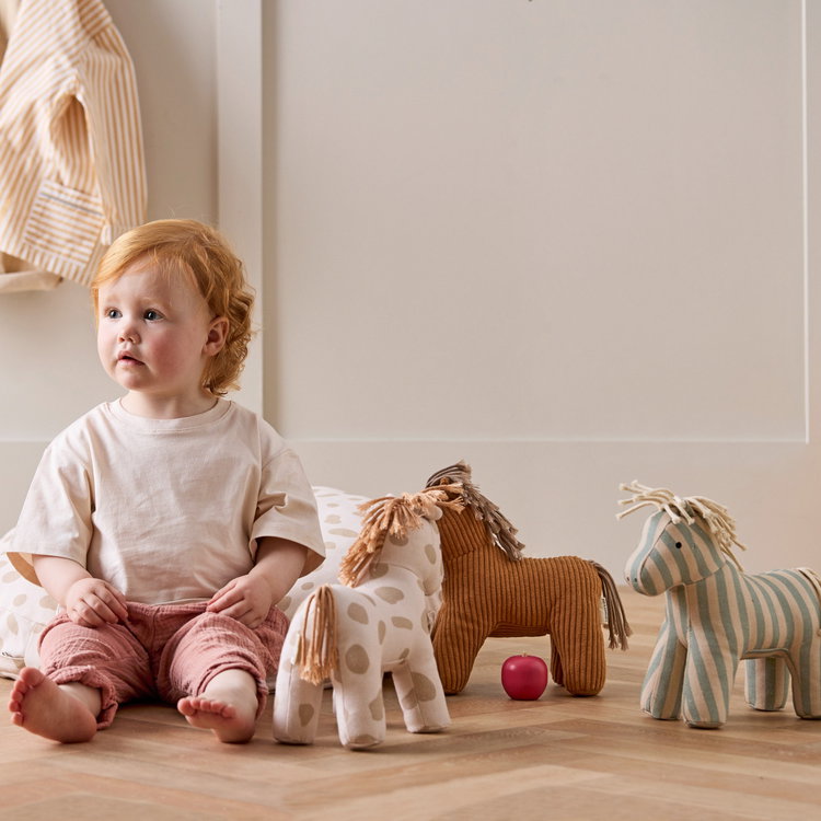 Плюшена играчка Кончето Доти