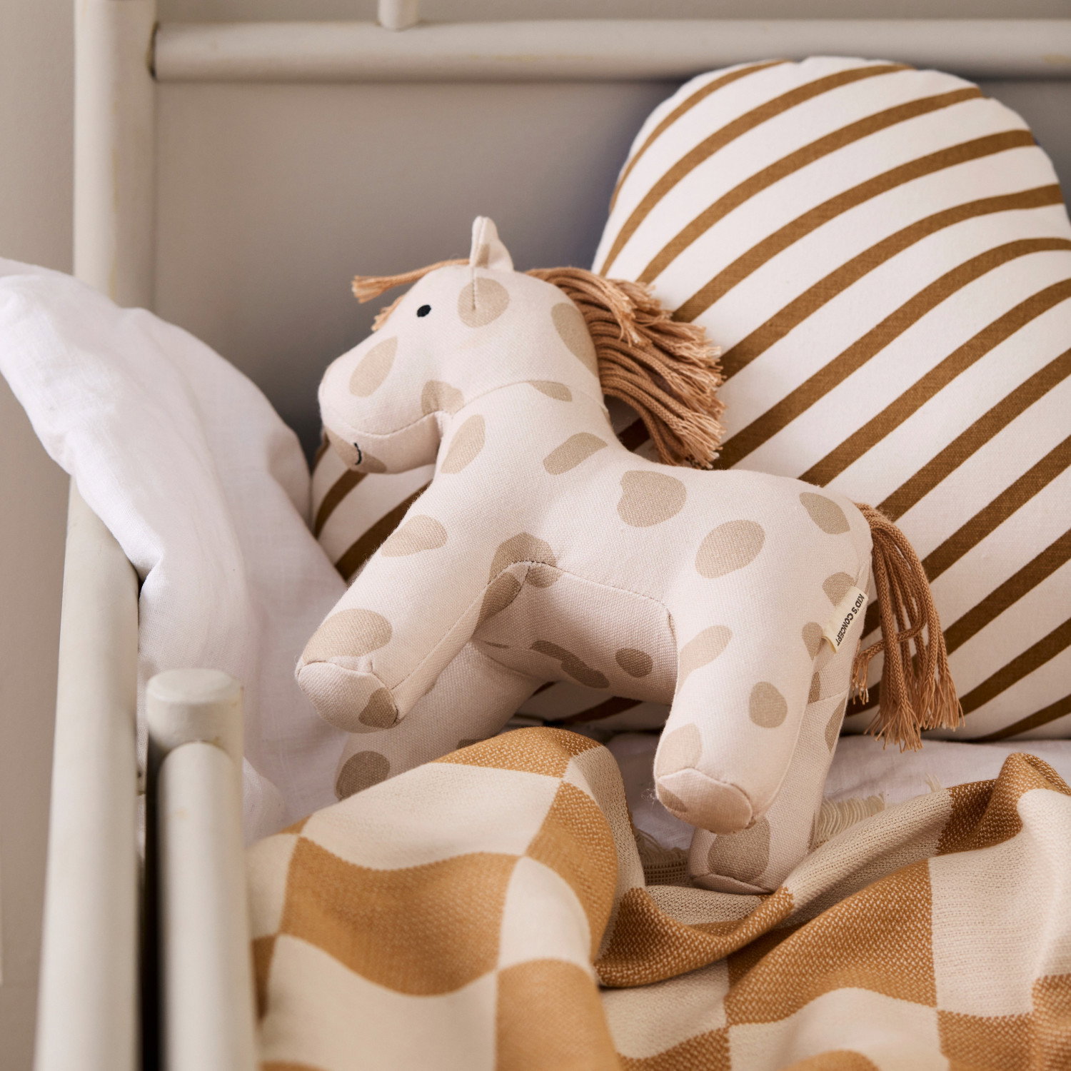 Плюшена играчка Кончето Доти