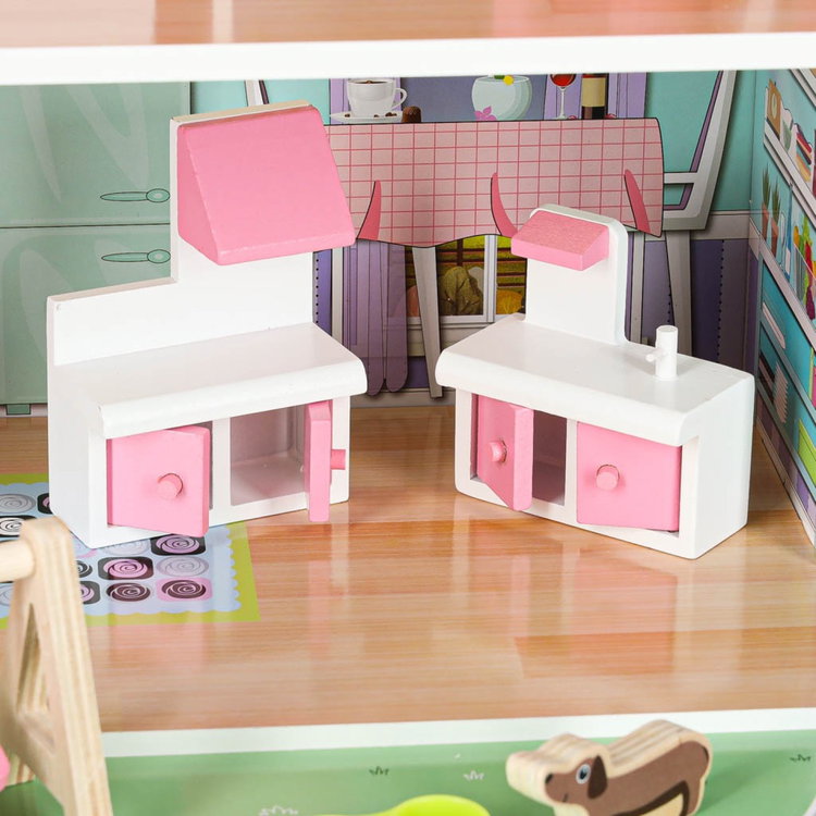 Дървена къща за кукли с LED осветление и градинско обзавеждане