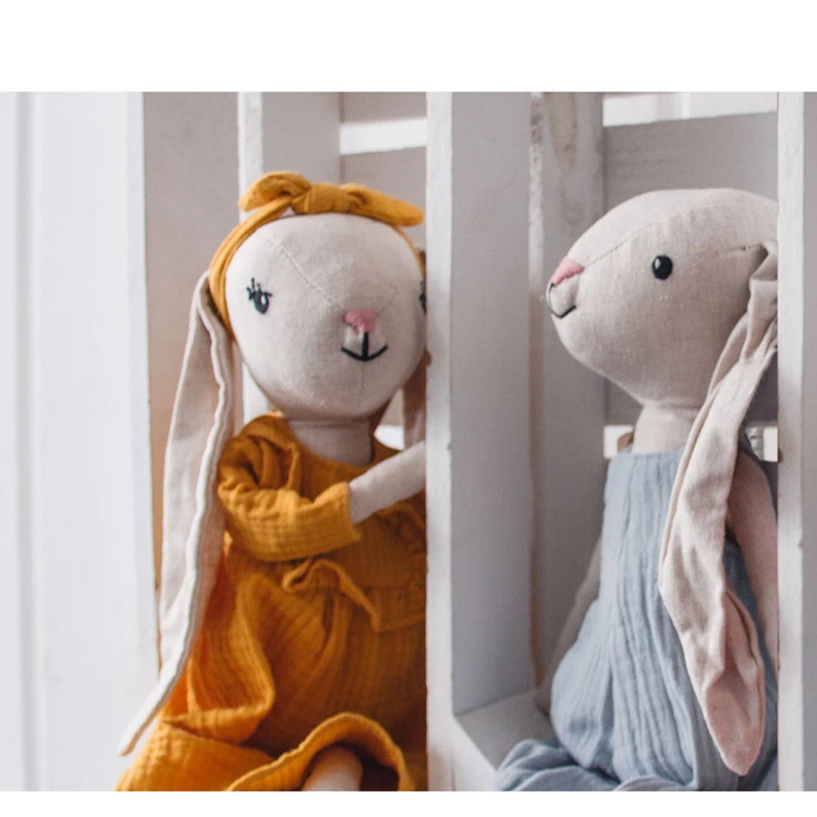 Мека кукла Заек Хеда