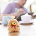 Мека играчка пиленце Чипс с костюм NICI