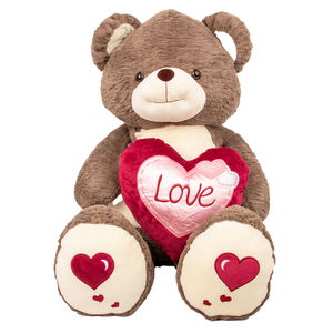 Плюшено мече със сърце