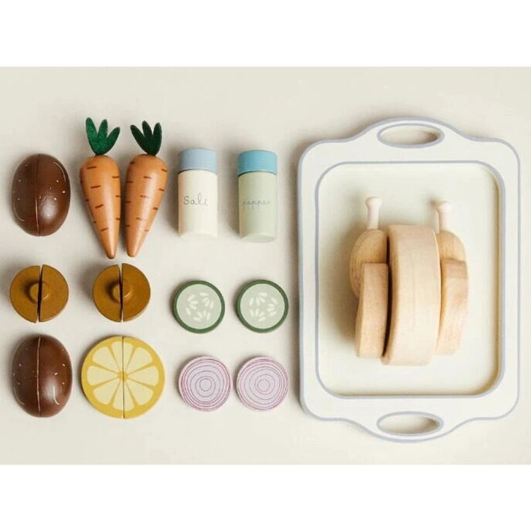 Дървено пиле със зеленчуци